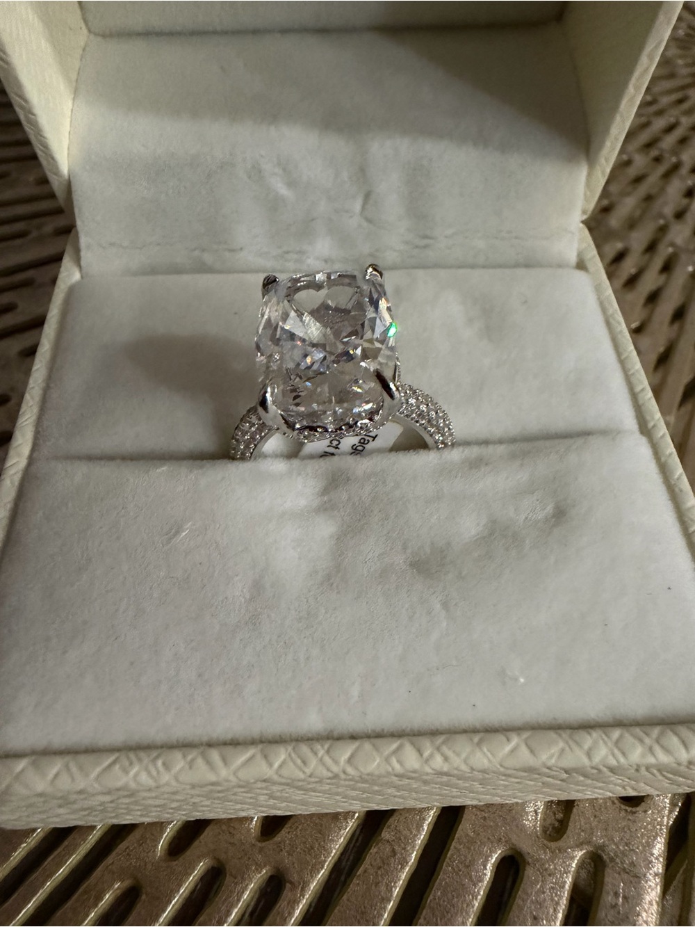 RODIFFY S925 Sterling Silver Cushion Cut CZ Engagement Ring Size 4 Box